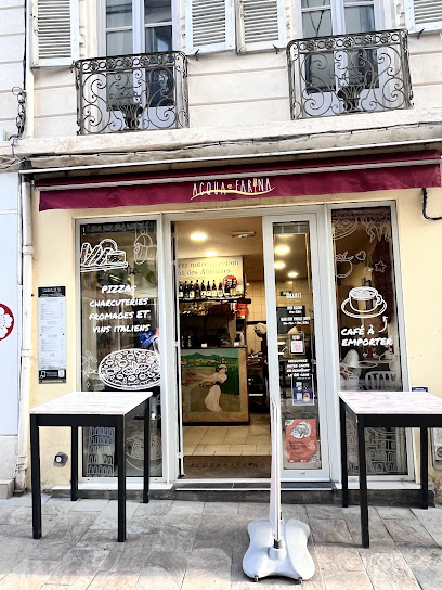 Pizza de Acqua e Farina à Dijon